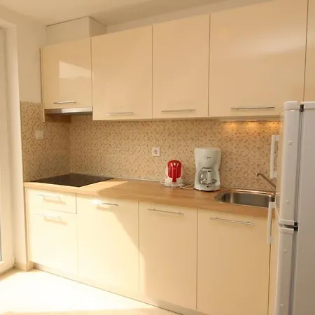 In Mit Eigener Terrasse By Interhome Baska (Krk)