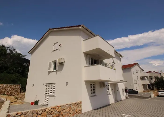 شقة In Mit Eigener Terrasse By Interhome