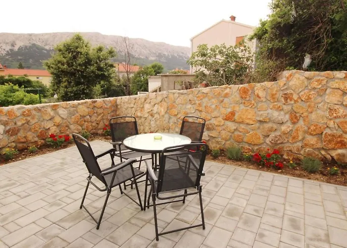 Appartamento In Mit Eigener Terrasse By Interhome *